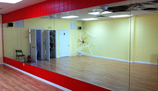 Mirror & Glass Depot LLC - North Bergen, NJ