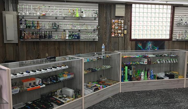 Smokeville Smoke Shop - Hermitage, TN