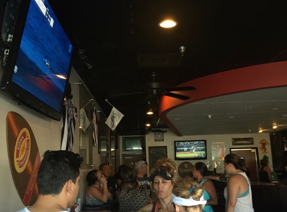 9th Island Sports Grill - Kapaa, HI