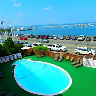 Bradford Inn & Suites - Plymouth, MA