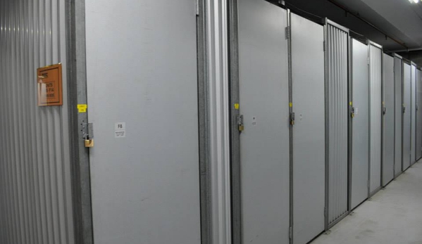 Brookvale Self Storage - Brookvale, NSW