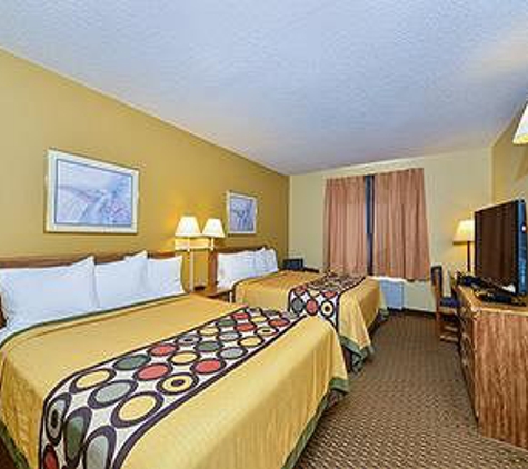 Super 8 Motel - Sun Prairie, WI