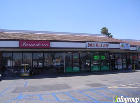 Bell Garden Bakery - Bell Gardens, CA