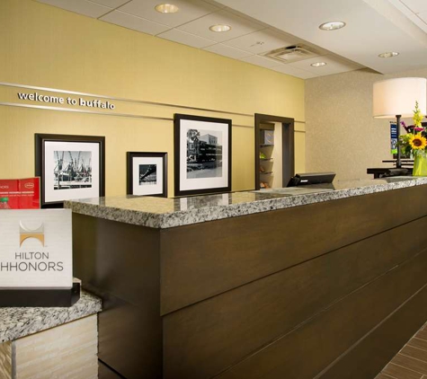 Hampton Inn & Suites Buffalo Airport - Cheektowaga, NY