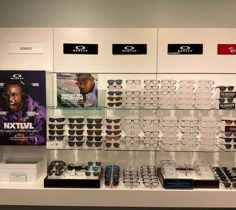 LensCrafters - Riverside, CA