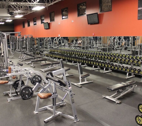 Gold's Gym - Ashburn, VA