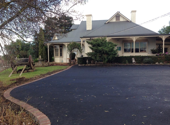 Atlas Asphalt Driveways - Eltham, VIC