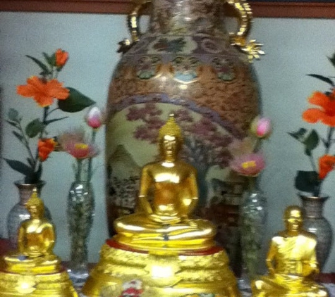 Wat Mongkoltepmunee - Bensalem, PA