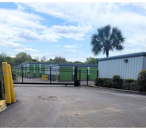 Extra Space Storage - Winter Haven, FL