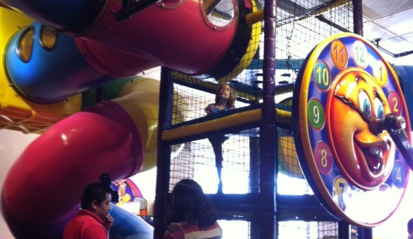 Chuck E. Cheese's - Lewisville, TX