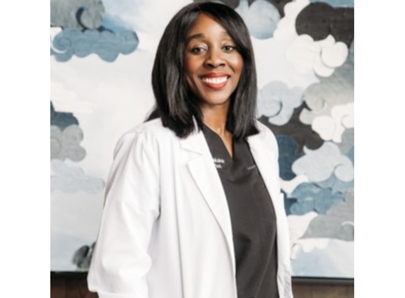 Dr. Monvelea Makor - Santee, CA