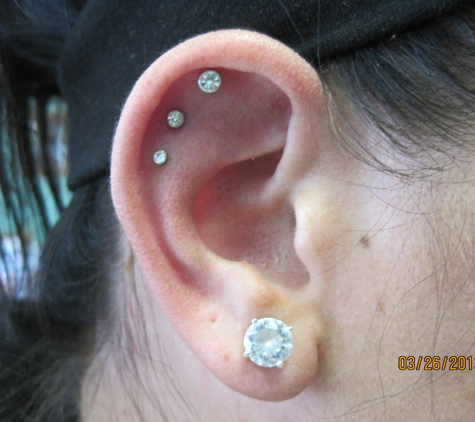 BeJeweled Piercing - Green Bay, WI