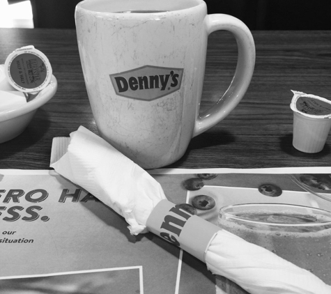 Denny's - Virginia Gardens, FL