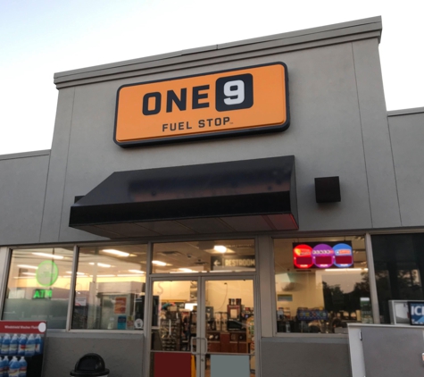 ONE9 Travel Center - Ellenton, FL