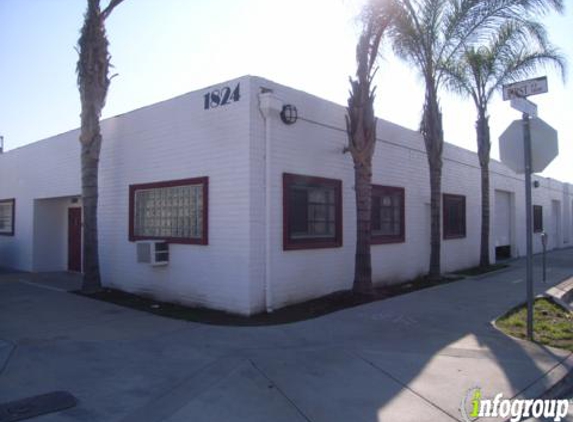 M P Auto Body - San Fernando, CA