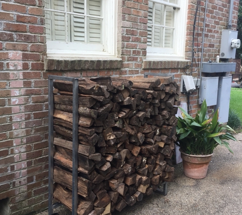 Hardwood Firewood Co.. 24” Oak Delivered on Bellaire Dr.           New Orleans