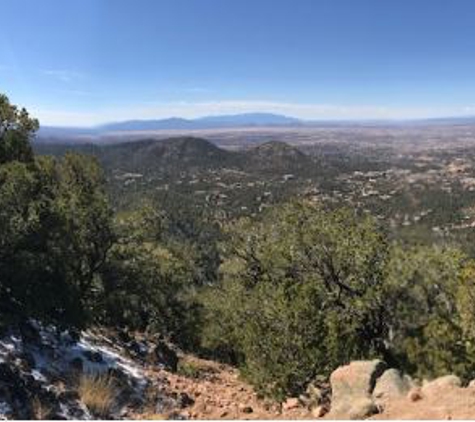 The Running Hub - Santa Fe, NM