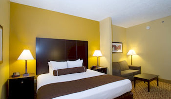 Best Western Plus Bradenton Hotel & Suites - Bradenton, FL