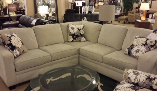 Hudson's Furniture Showroom - Altamonte Springs, FL