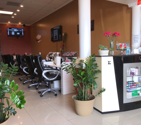 Legends Pointe Nails & Spa - Clermont, FL