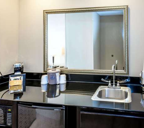 Hampton Inn & Suites Montgomery-Downtown - Montgomery, AL