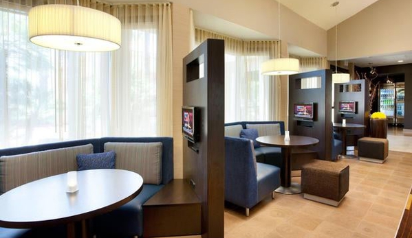 Courtyard by Marriott - Palm Springs, CA