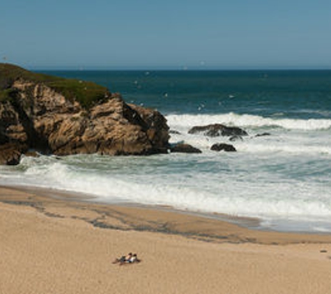 Seal Cove Inn - Moss Beach, CA