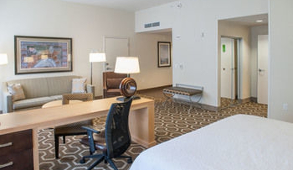 Hampton Inn - New Orleans, LA