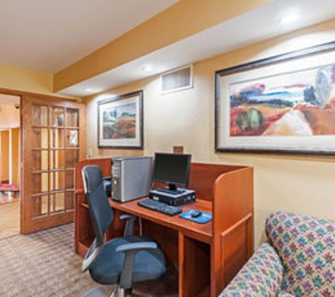 Quality Suites - Chestertown, MD