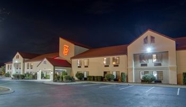 Red Roof Inn - Murfreesboro, TN