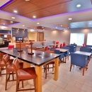 Holiday Inn Express & Suites Dickson by IHG
