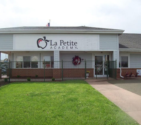 La Petite Academy - Bowling Green, KY