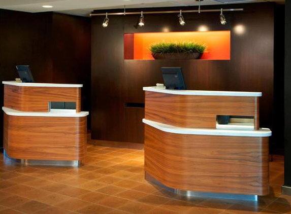 Courtyard by Marriott - Warren, MI