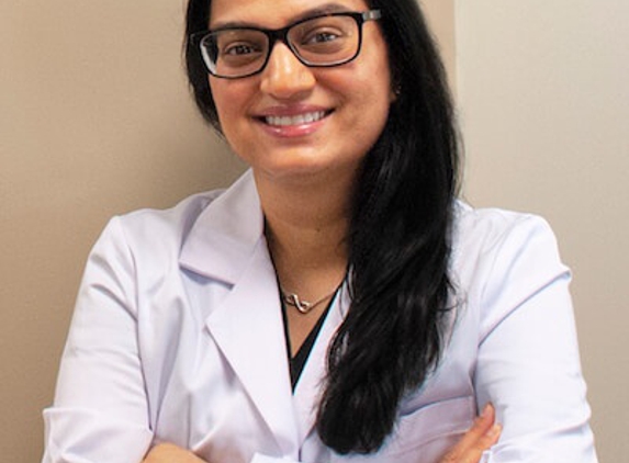 Dr. Pari Shah, DMD - Weehawken, NJ