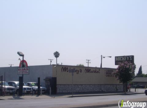 Mickey S Market - La Puente, CA