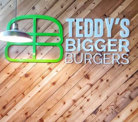 Teddy's Bigger Burgers - Honolulu, HI