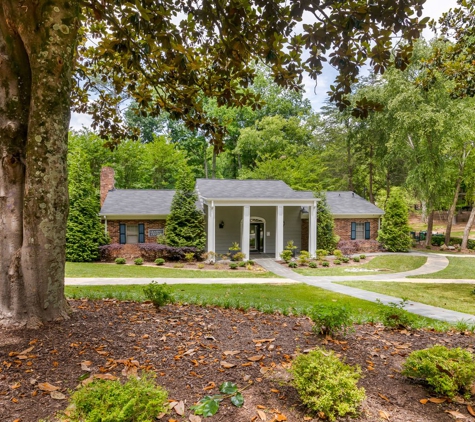 Westpoint Creek Townhomes - College Park, GA