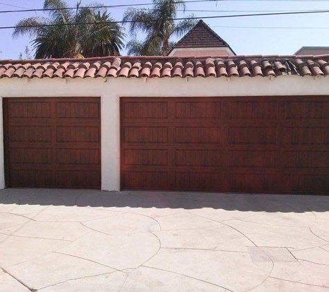 genesis garage doors & gates services - Van Nuys, CA