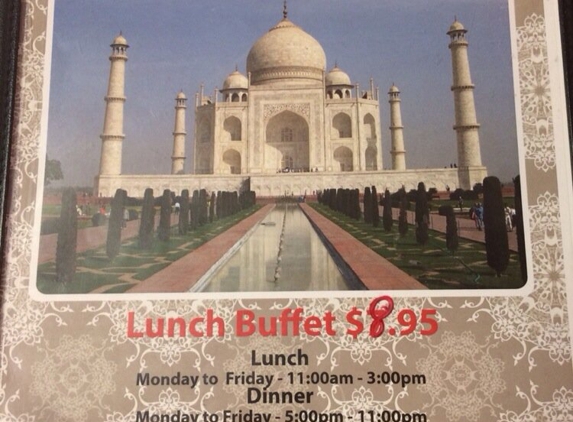 Agra Tandoori Indian Restaurant - Tarzana, CA. Lunch buffet