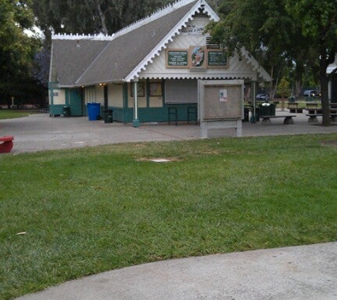 Kennedy Park Snack Bar - Hayward, CA