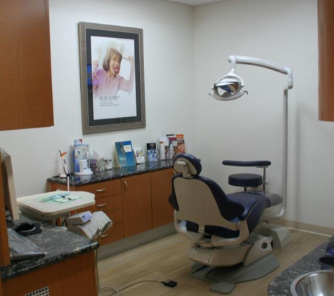 Montclair Plaza Dental Group - Montclair, CA