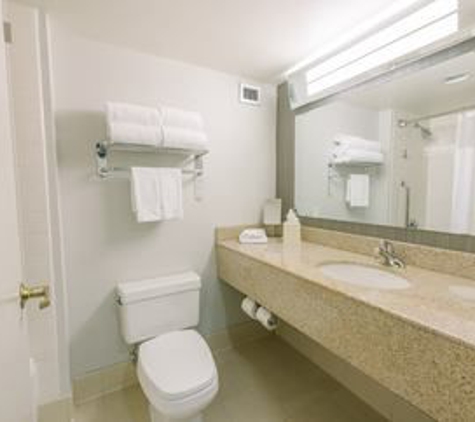 Courtyard by Marriott - Nashua, NH