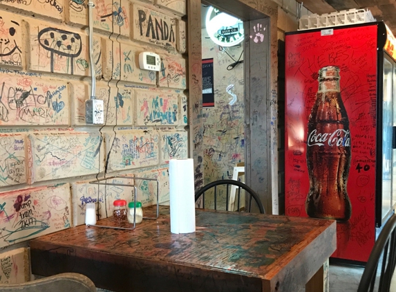 Prince Street Pizza & Pub - Gallatin, TN