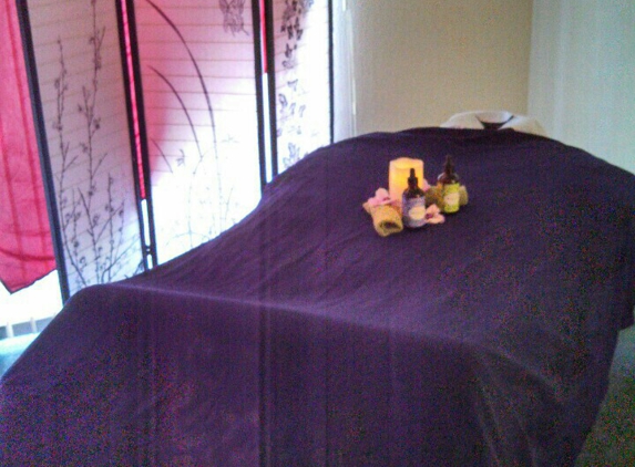 Vintage Massage - Pleasanton, CA. Therapy room