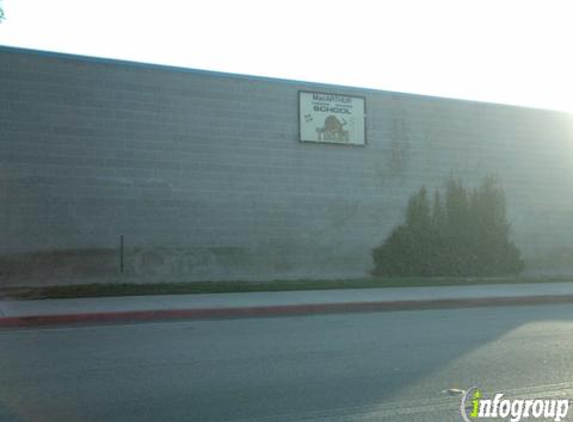 Macarthur Elementary School - Santa Ana, CA