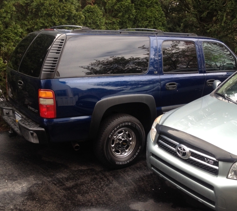 Carey Motors - Philadelphia, PA. 2002 Suburban 2500