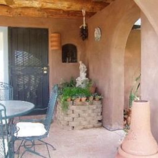 Casa Tierra Adobe Bed & Breakfast - Tucson, AZ