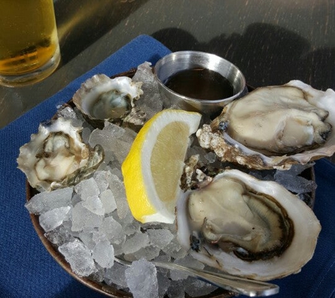 Taylor Shellfish Oyster Bar - Seattle, WA