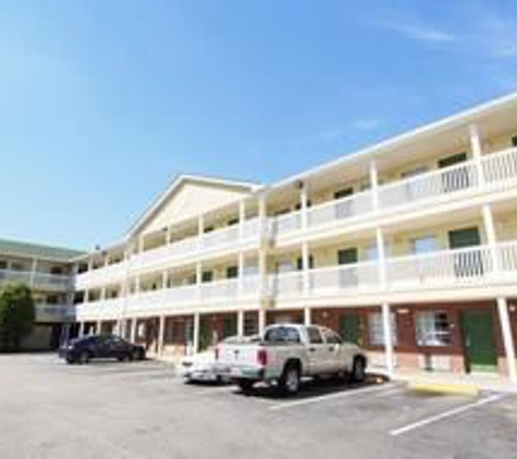 InTown Suites - Chesapeake, VA