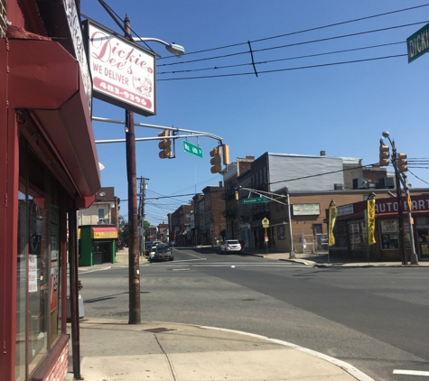 Dickie Dee's Pizza - Newark, NJ
